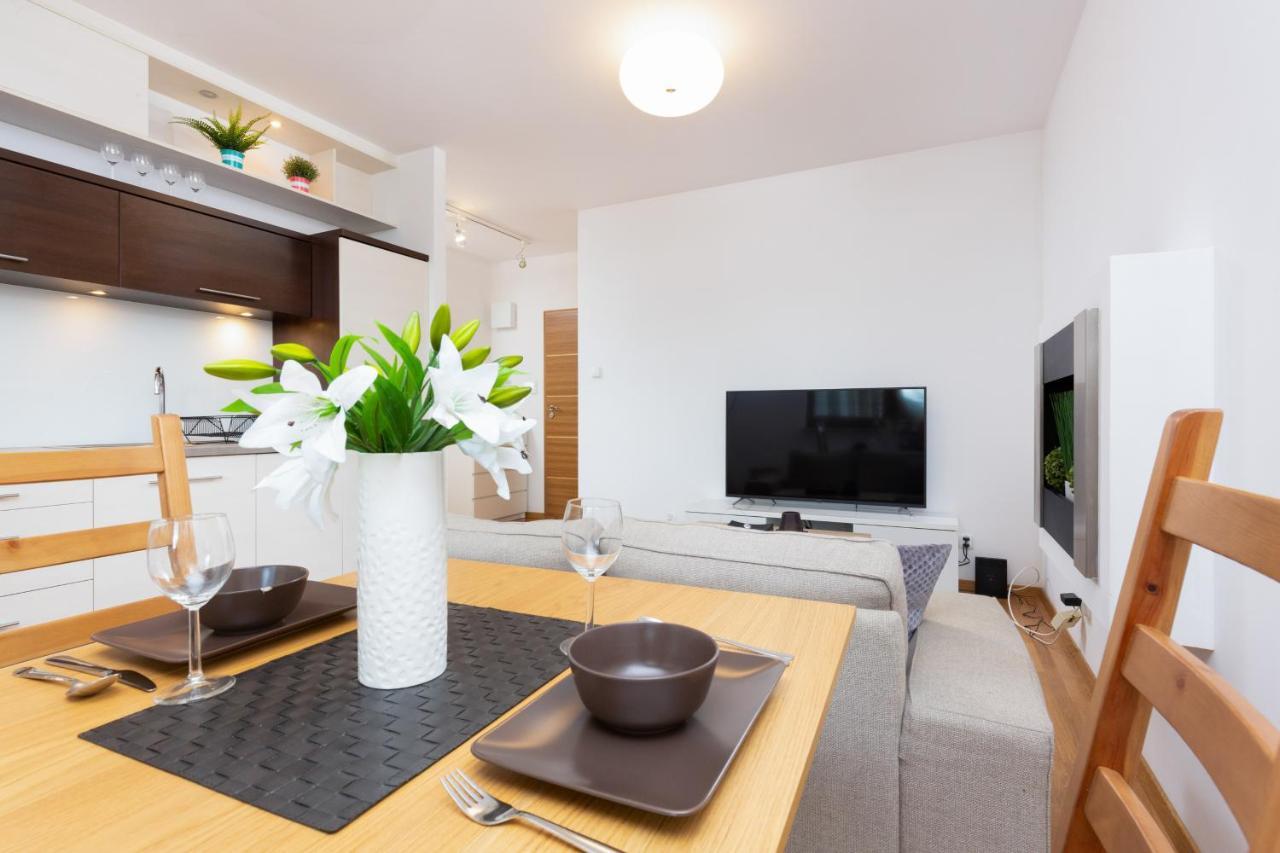 Apartments Platynowa Gdansk By Noclegi Renters ภายนอก รูปภาพ